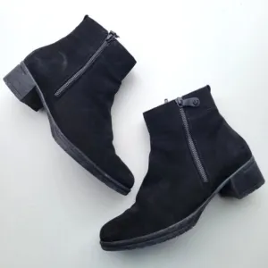 Hartjes Women's Blues Boot Black Suede 9.5