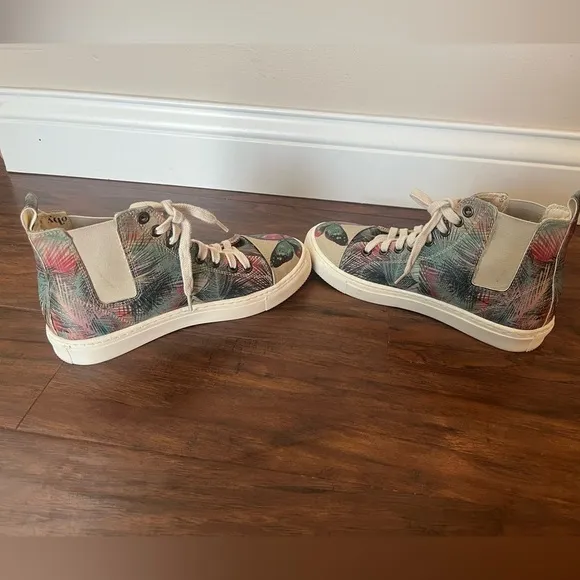 High-Top Sneakers with Colorful butterfly Pattern by Goby- Size 5