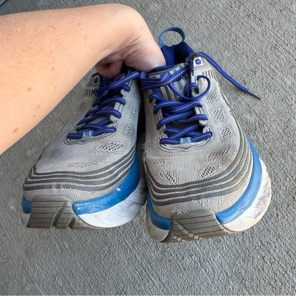 Hoka Bondi 6 Men’s athletic shoes