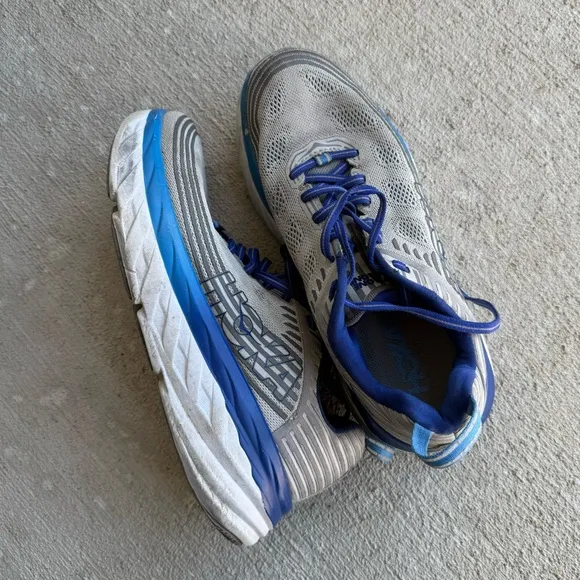 Hoka Bondi 6 Men’s athletic shoes