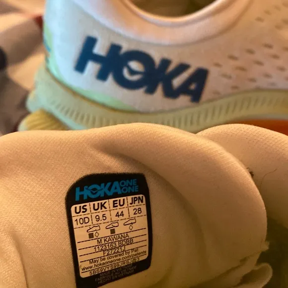 HOKA Kawana men’s size 10 - Excellent Used Condition!