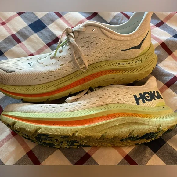 HOKA Kawana men’s size 10 - Excellent Used Condition!