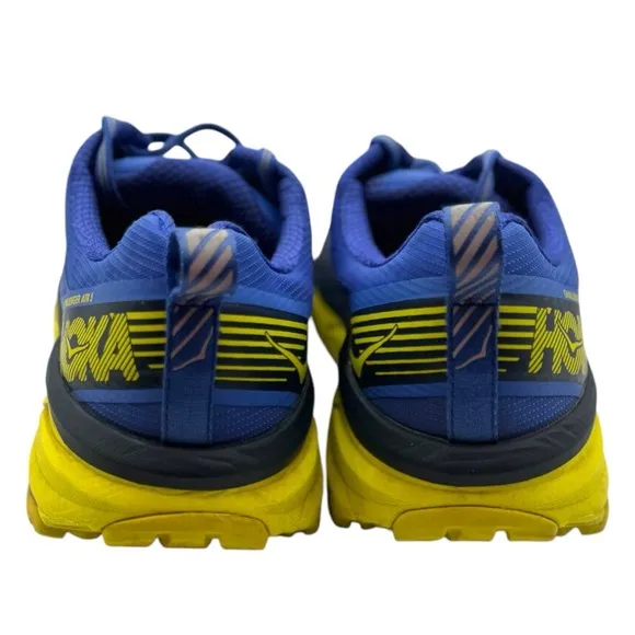 HOKA One Challenger ATR 5 Trail Sneaker | US 8.5