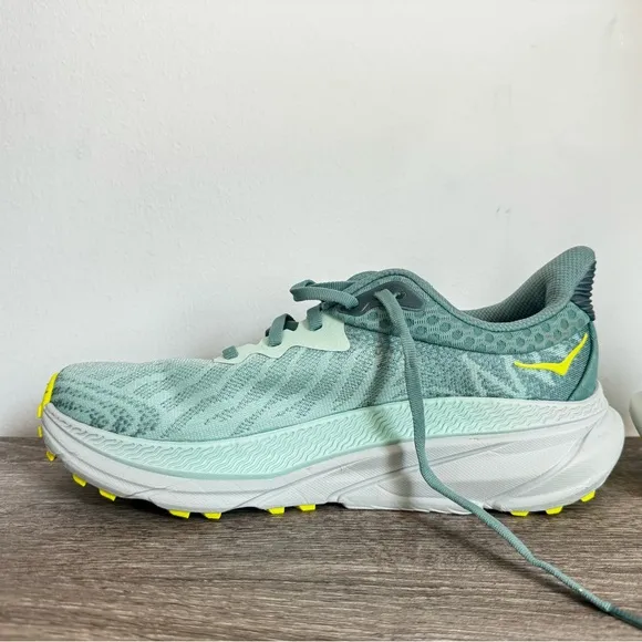 Hoka One One Challenger ATR 7 Mist Green Trellis Running  1134498-MGTR W7.5B