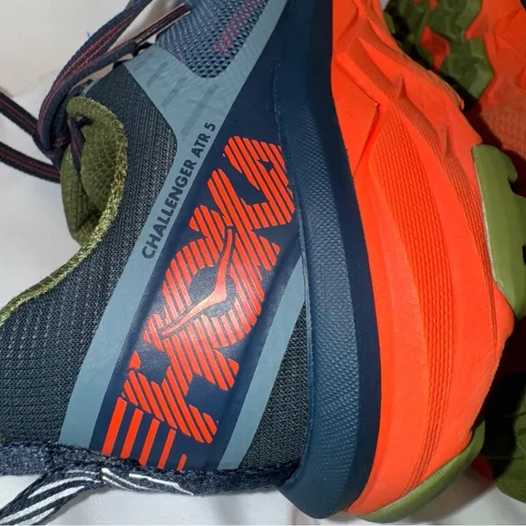 Hoka One One Challenger ATR Trail Running Shoes, Gray/Orange, Men’s Size 8, EUC