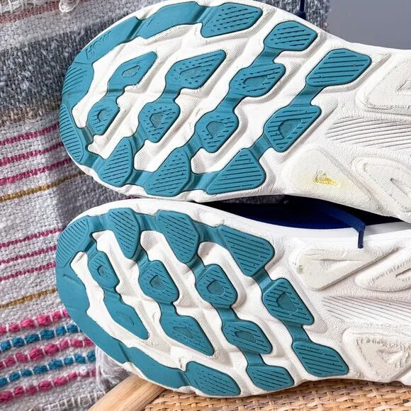 Hoka One One Clifton 9 Bellwether Blue Evening Sky Running Shoes Women’s 8.5