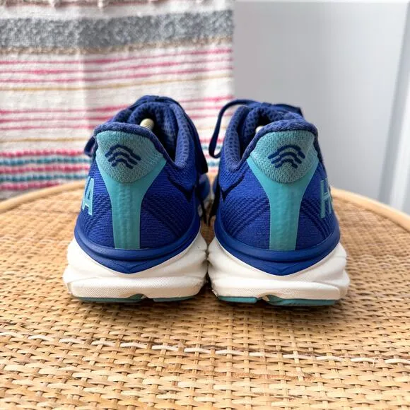 Hoka One One Clifton 9 Bellwether Blue Evening Sky Running Shoes Women’s 8.5