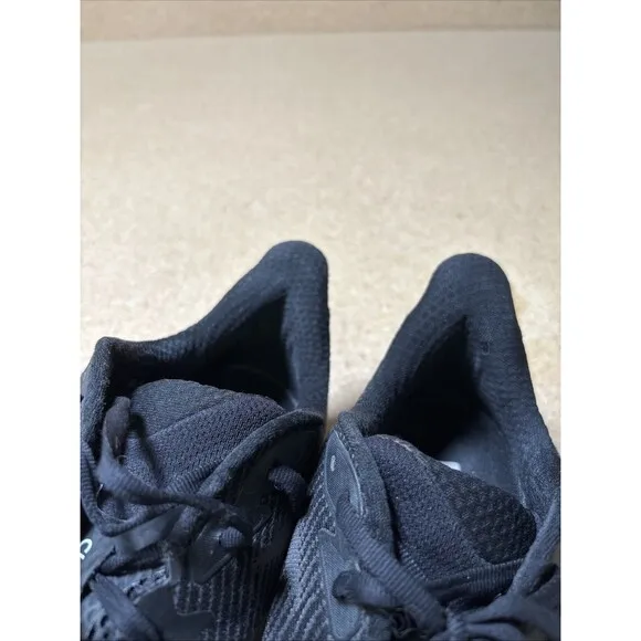 HOKA One One Clifton 9 Mens Shoes Sz 11 D Running Black Knit Low Top Sneakers