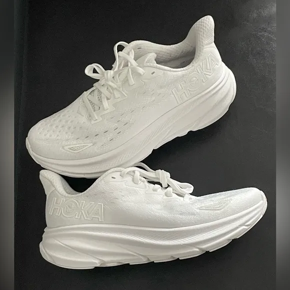 HOKA ONE ONE CLIFTON 9 sneakers