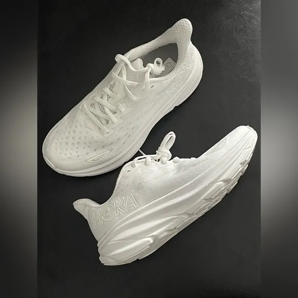 HOKA ONE ONE CLIFTON 9 sneakers