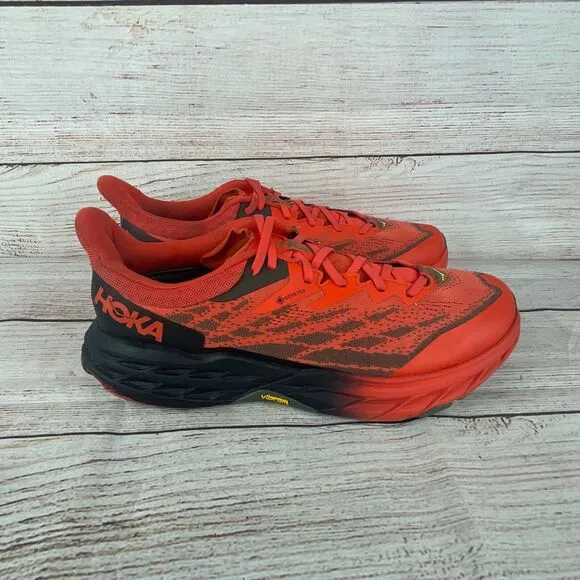 Hoka One One Mens Speedgoat 5 GTX Sz 10D Gore-Tex Trail Running Shoes Red