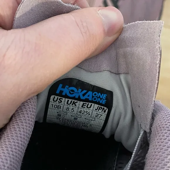 Hoka One One Speedgoat V5 in Elderberry - 10B
