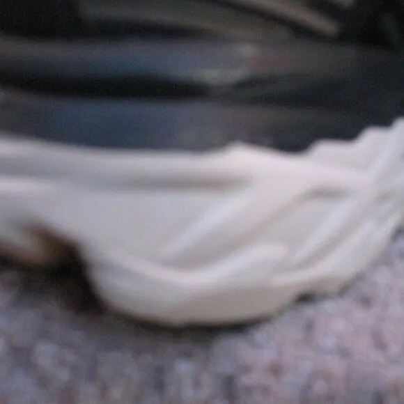 Hoka One One Bondi 6 Vegan Running Shoes Sneakers