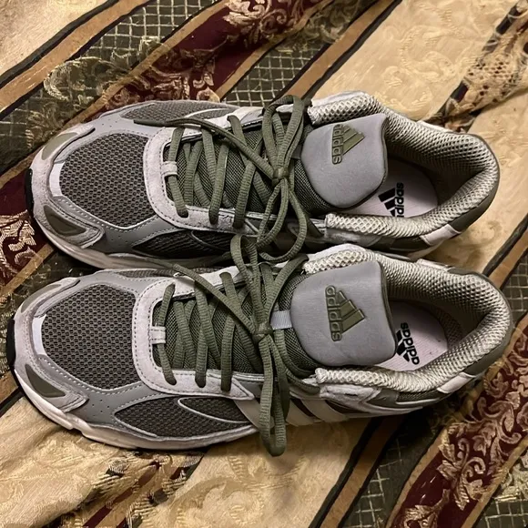🔥HOT adidas Response CL Army Green Silver Pebble