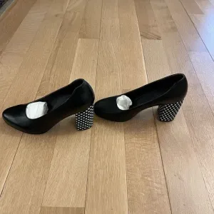 🎉HP🎉Black shoes with a checkered block heel from Creatures of Comfort