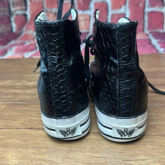 iiJin Faux Matt Croco Embossed High Top platform insole size 6