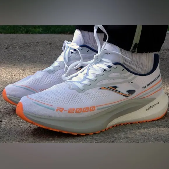 Joma R-2000 White Orange Running Shoes Men’s Performance Sneakers Size 8.5