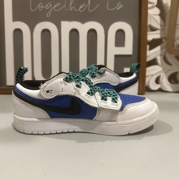 Jordan 1 Low Alt SE