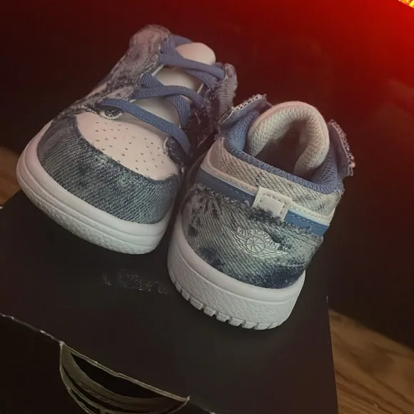 Jordan 1 Low ALT- (toddlers shoe)