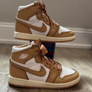 Jordan 1 Retro High OG Praline (PS) Little Kids' Shoes Praline-Sail GUC Sz 9c