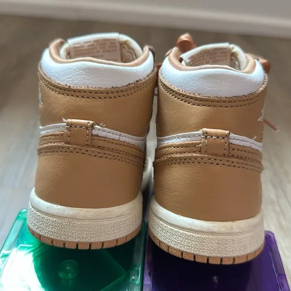 Jordan 1 Retro High OG Praline (PS) Little Kids' Shoes Praline-Sail GUC Sz 9c