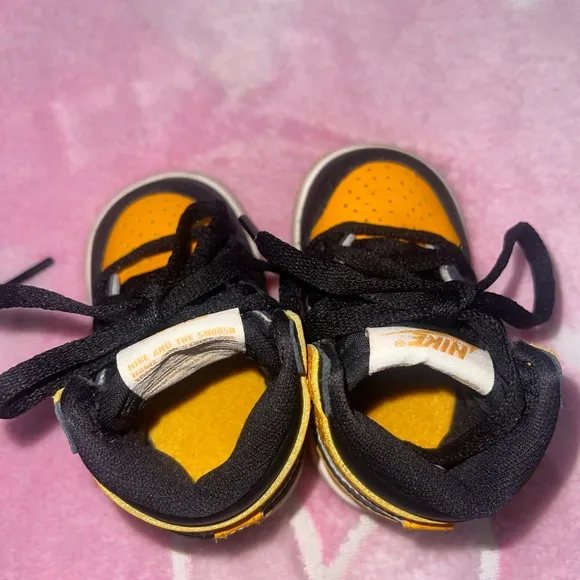 Jordan 1 Retro High OG Taxi