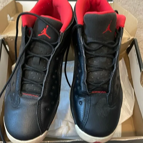 Jordan 13 low basketball shoes SZ 7Y red/black