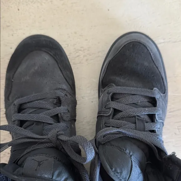 Jordan Black High-Top Sneakers Classic Style