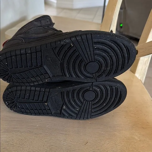 Jordan Black High-Top Sneakers Classic Style