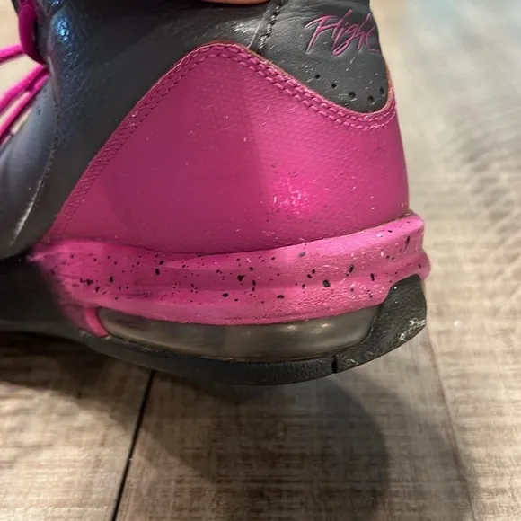 Jordan Flight Origin 2 Kids Grey Fuchsia Size 7Y VGUC