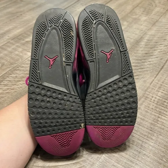 Jordan Flight Origin 2 Kids Grey Fuchsia Size 7Y VGUC
