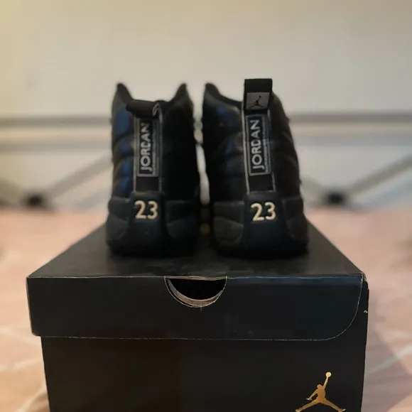 Jordan Kids Shoes in Black and Gold
