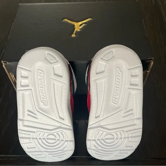 Jordan Legacy Toddler Shoes Color: Red/White  Size: 6c (5.5)