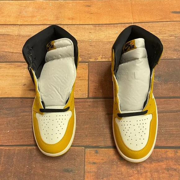 Jordan Men's Air Jordan 1 Retro High OG &quot;Yellow&quot; Basketball Shoes