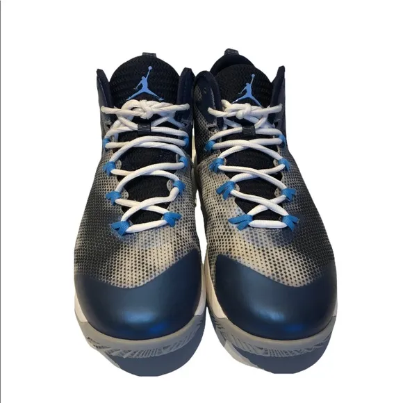 Jordan Superfly 3 Boys Size 7Y Blue 684936-107 3/4 Mid Top Basketball SNEAKERS