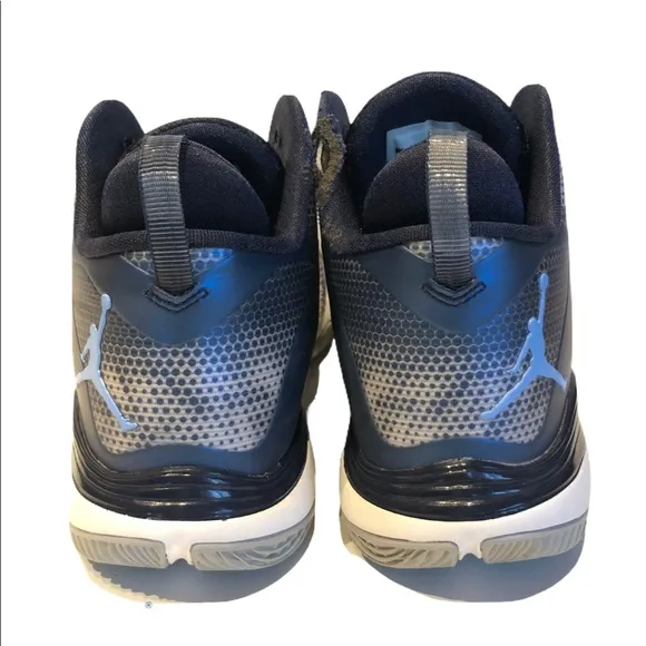 Jordan Superfly 3 Boys Size 7Y Blue 684936-107 3/4 Mid Top Basketball SNEAKERS