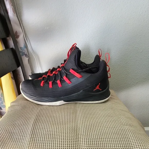Jordan Ultra Fly 2 Basketball Shoes