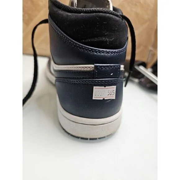 Jordan Women's Mid Armory Army Black Shoes Size 9.5 GS 8Y.  585