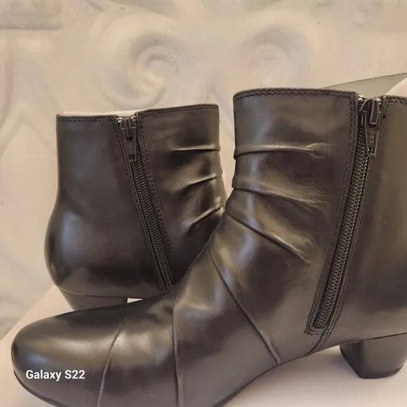 Josef Seibel &quot;Amy&quot; 07 Black Leather boots. New in wholesale box. EU 37/US 6-6.5