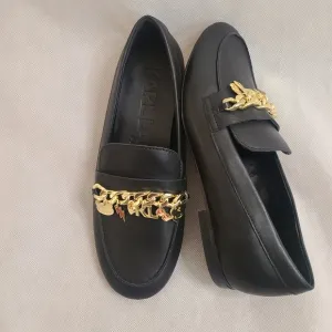 Karl Lagerfeld Paris Women’s Black Loafers