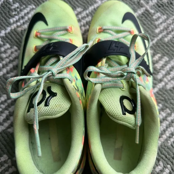 KD 7 GS 'Easter' Nike Shoes Youth size 7