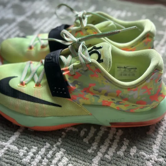 KD 7 GS 'Easter' Nike Shoes Youth size 7