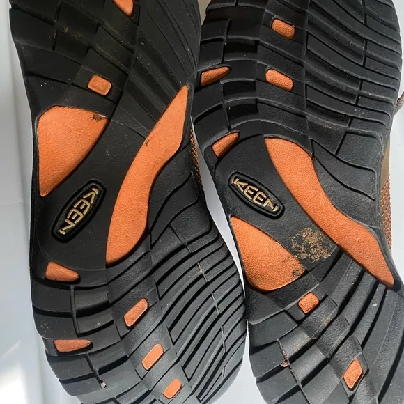 Keen Austin Chocolate Leather Lace Up Rugged Sneakers Low Top