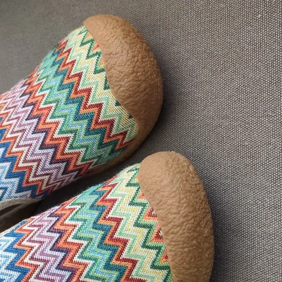 KEEN Howser Canvas Chevron/Plaza Taupe Durable Slip-on Slipper Shoes Women's 9.5