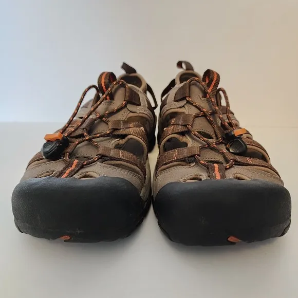 KEEN Sandals Men's Size 11 Owyhee Brown Hiking Shoes Closed Toe Gorpcore