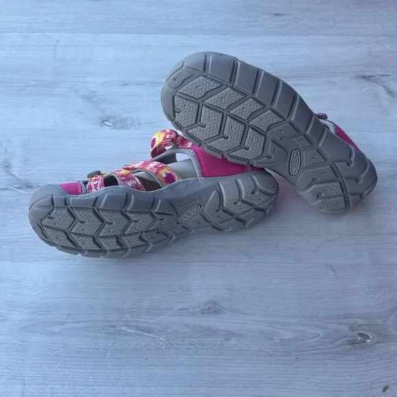 Keen Big Kids' Seacamp II CNX shoes pink size 5 New W/out Box