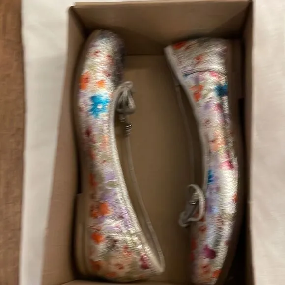 KHRIO BALLET FLATS.   SILVER, BLUE, LAVENDER, ORANGE AND GREEN.  NEW