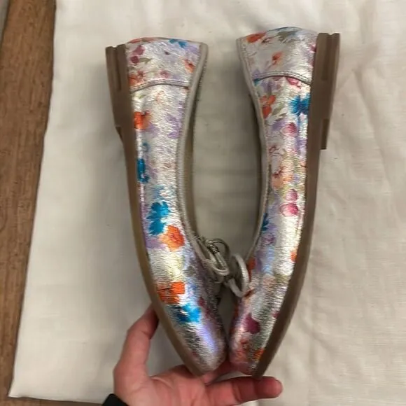 KHRIO BALLET FLATS.   SILVER, BLUE, LAVENDER, ORANGE AND GREEN.  NEW