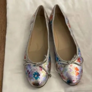 KHRIO BALLET FLATS.   SILVER, BLUE, LAVENDER, ORANGE AND GREEN.  NEW
