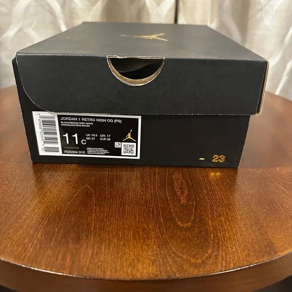 Kid’s Air Jordan 1 Retro High OG